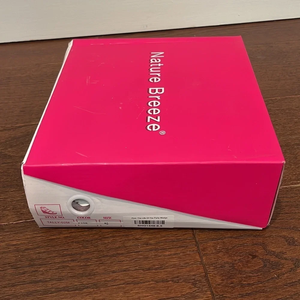 NWT Nature Breeze Women’s Pink Wedges Size 8.5